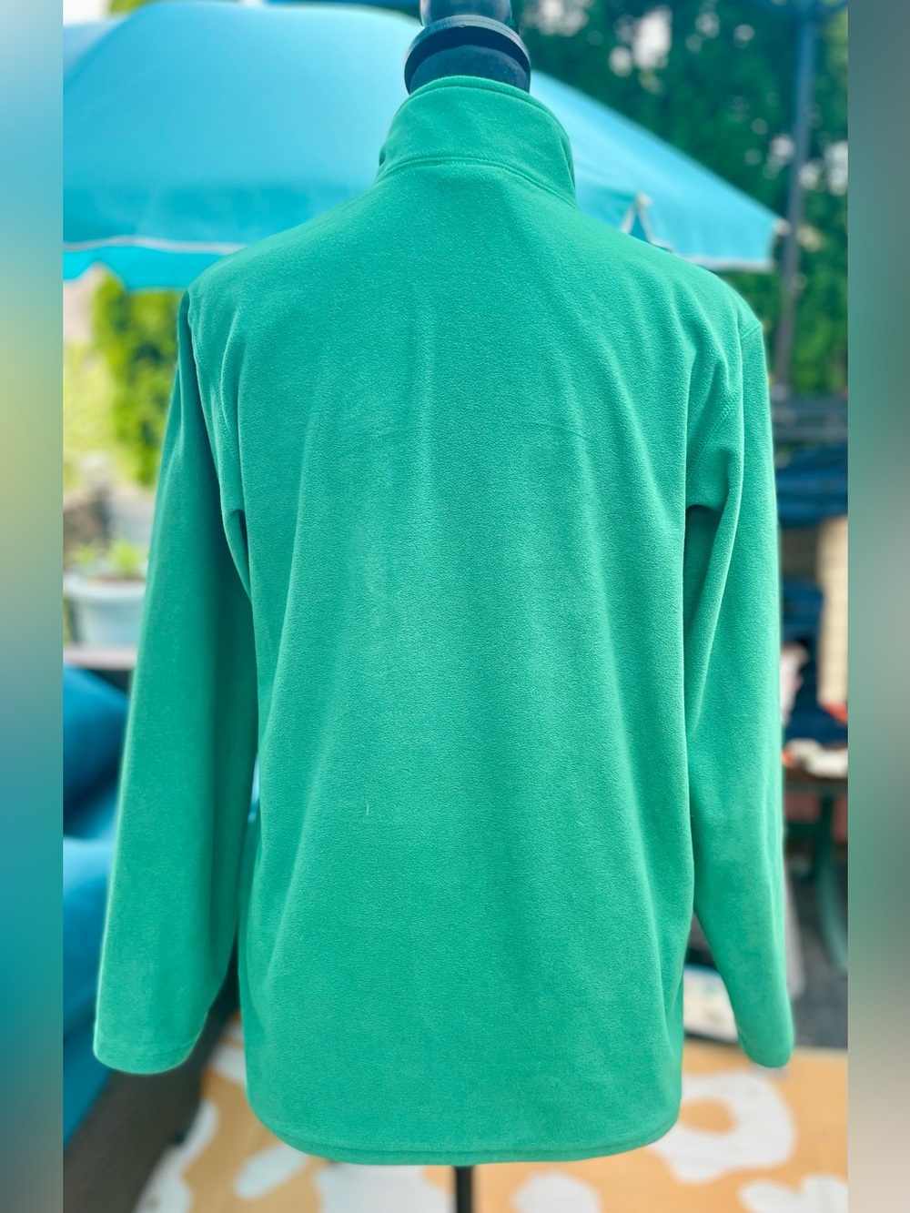 The North Face Boys Green, Large, 1/4 Zip. - Picture 4 of 10